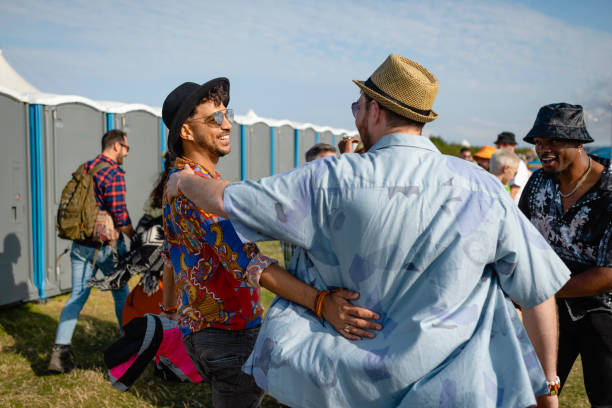 Portable Toilet Options We Offer in Harbor Isle, NY