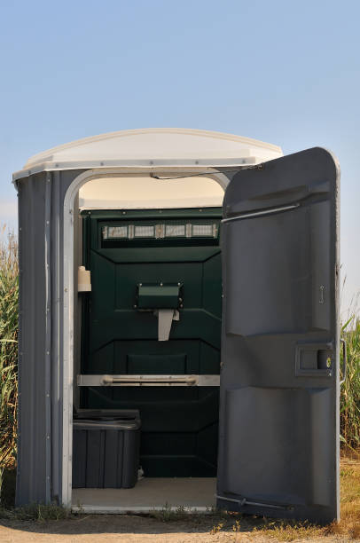 Best Portable toilet rental cost  in Harbor Isle, NY